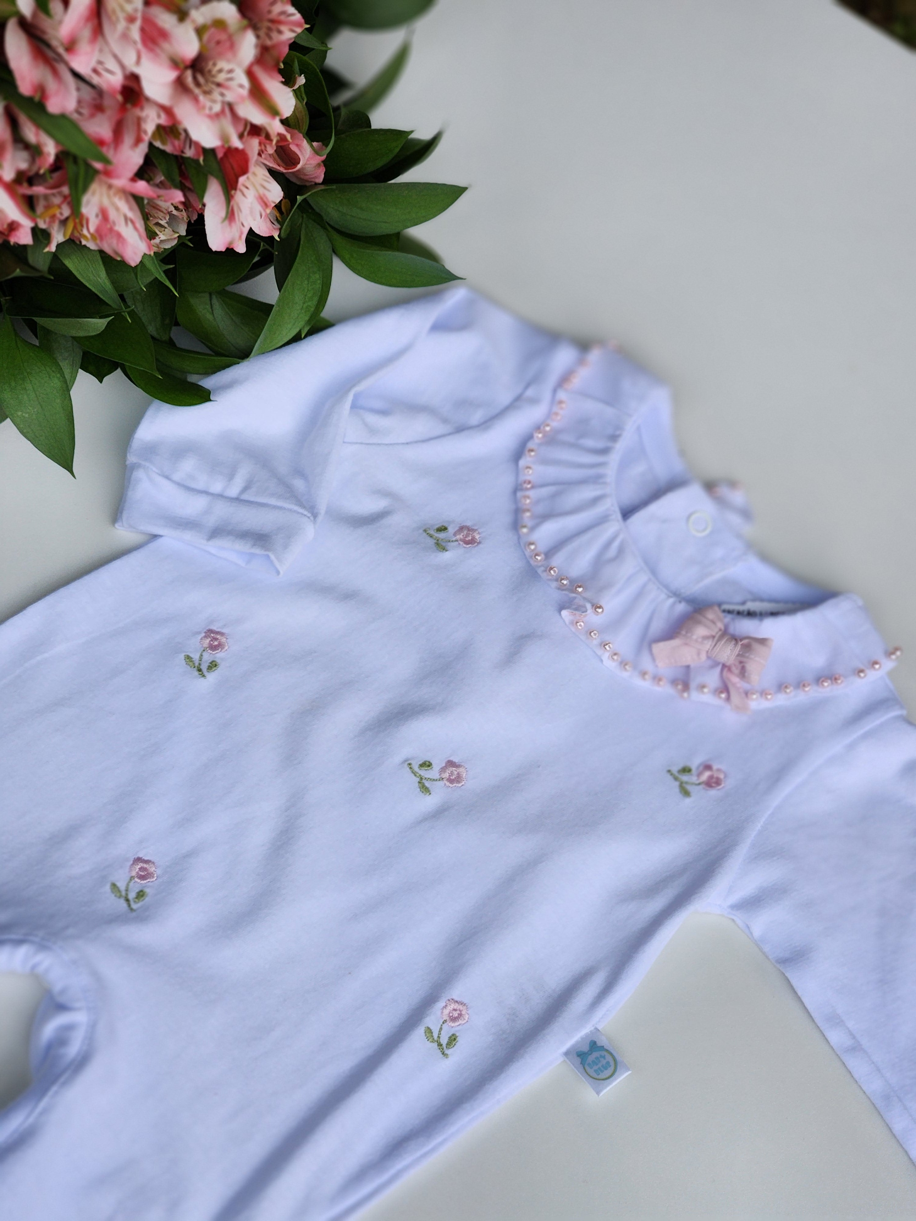 Macacão Longo Flor Bordado Perolas