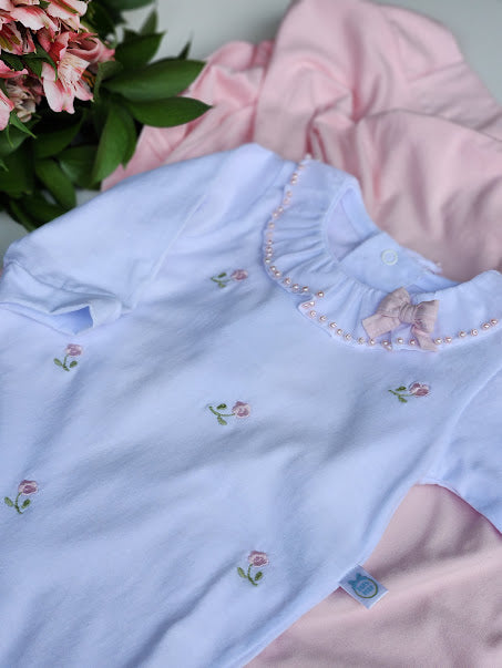 Saída de Maternidade Bordado Flores