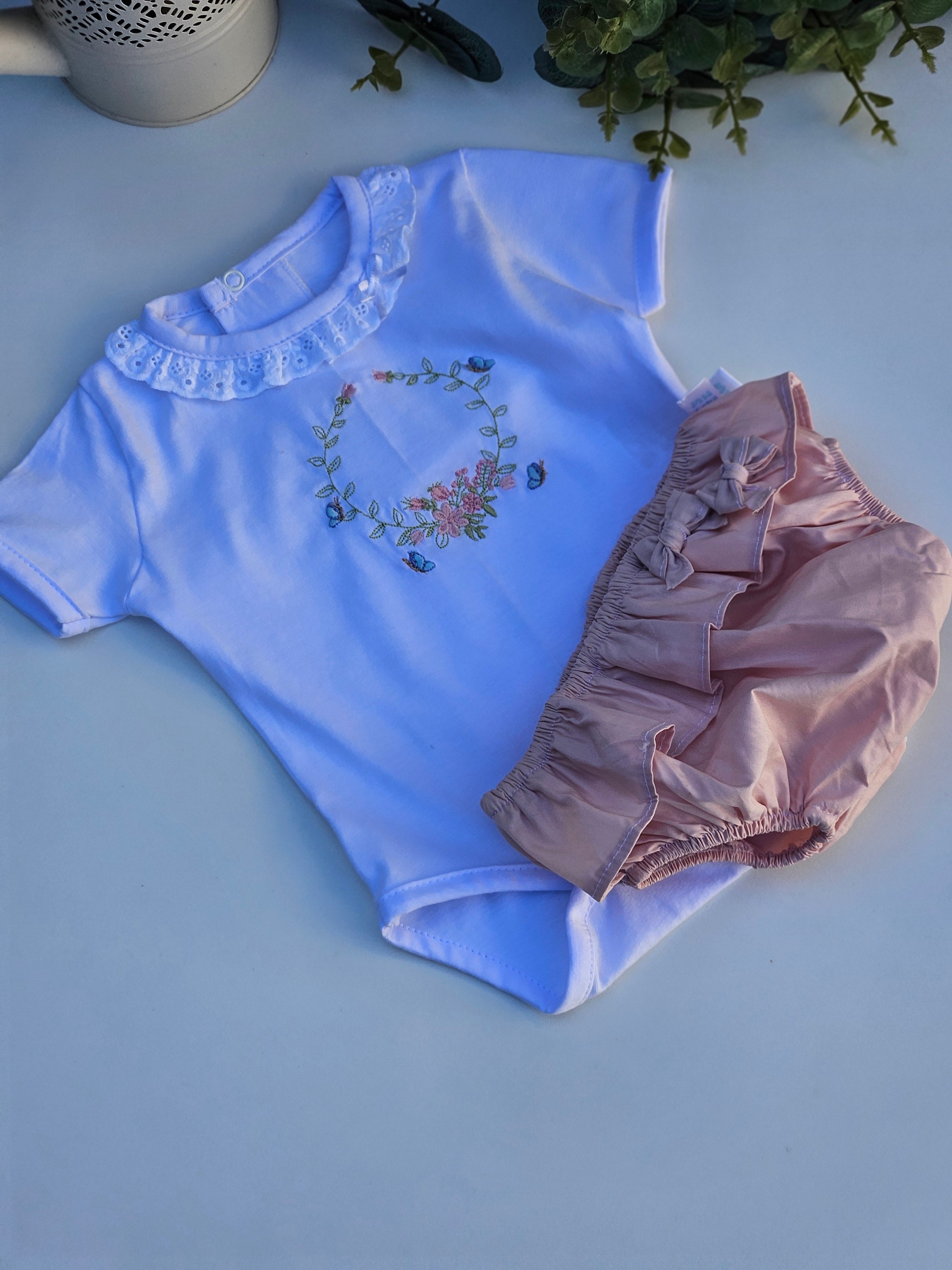Conjunto Body Bordado Flores e Borboletas