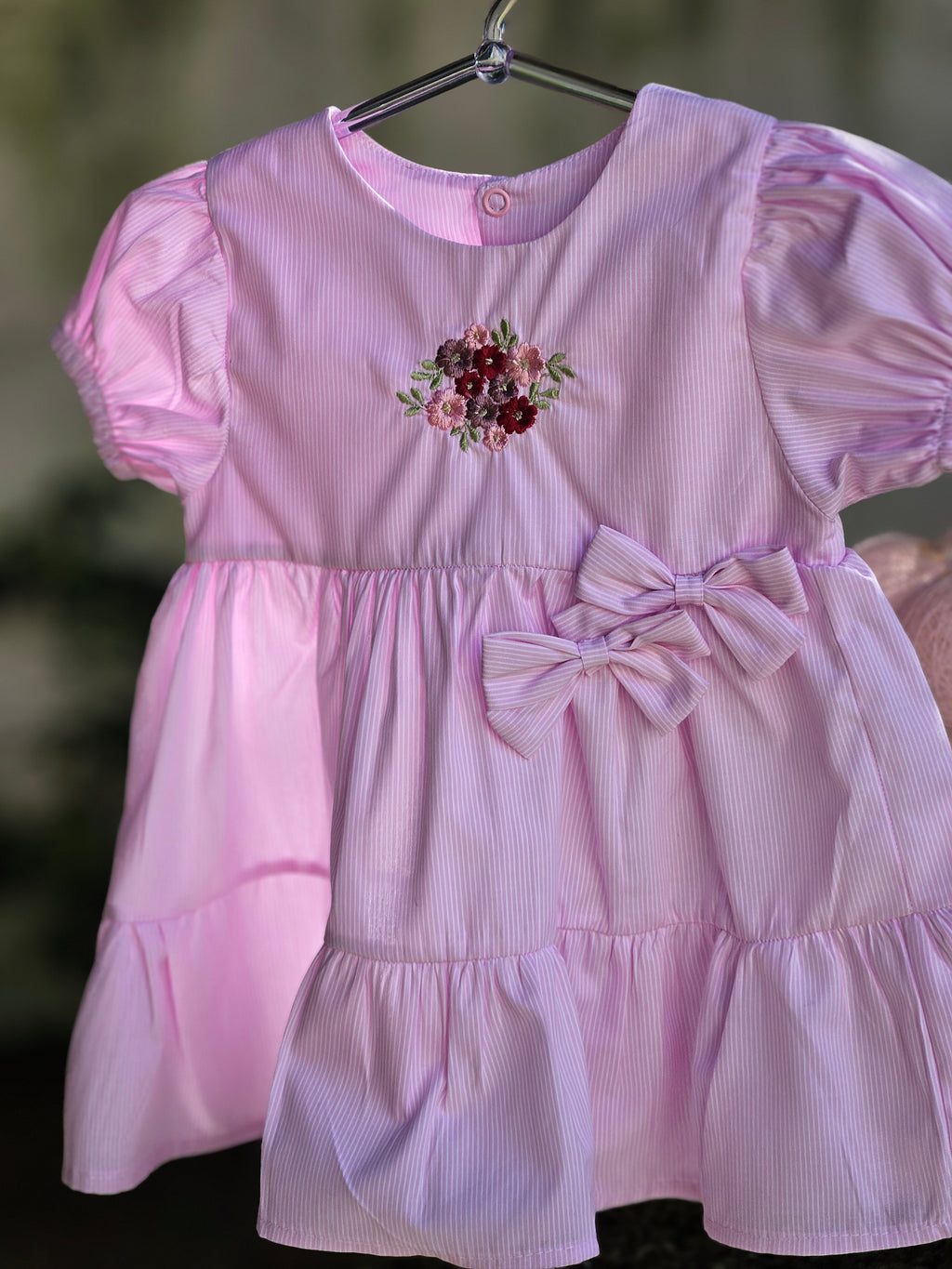 Vestido Listrado Rosa Dois Laços