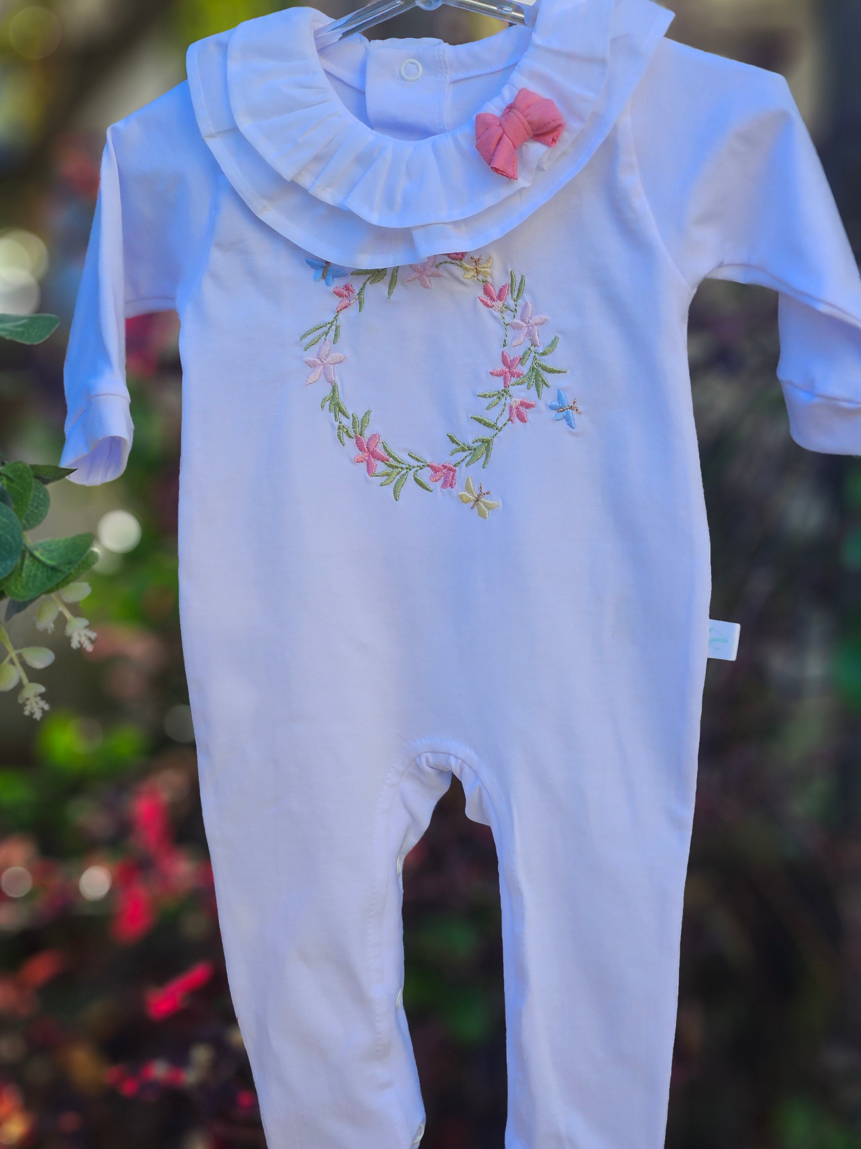 Macacão Longo Algodão Sustentável Flores Gola Cambraia