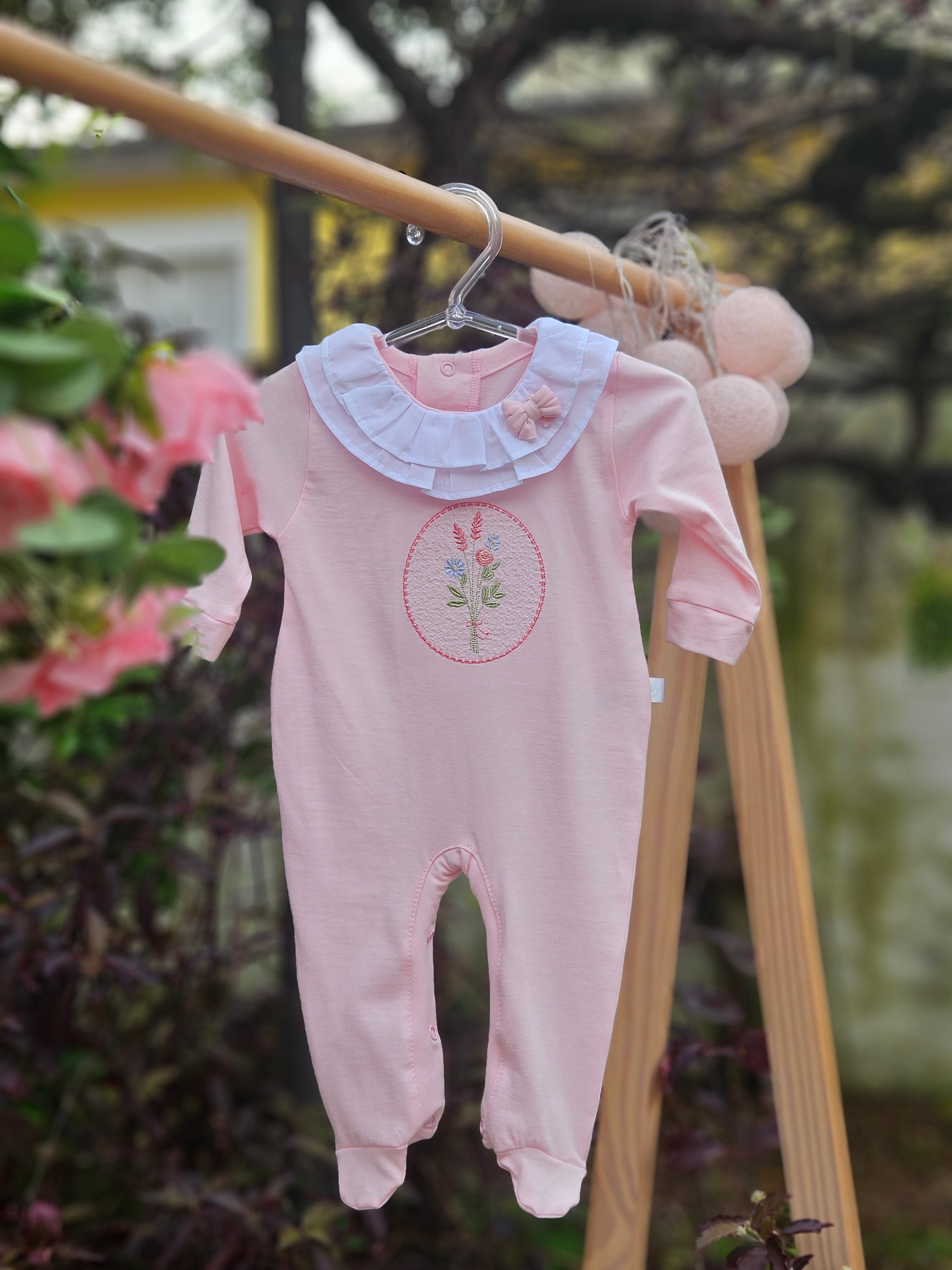 Macacão Longo Algodão Sustentável bordado Buquê de Flores