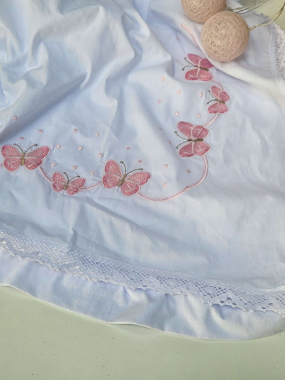 Saída de maternidade Borboletas Bordado Eva